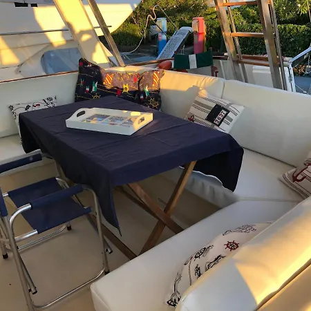 Hotel en barco Sea Life Boat & Breakfast Lignano Latisana